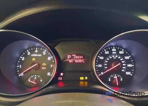 2016 Kia Sedona Lx z USA, uszkodzony, nr VIN KNDMB5C16G6157214